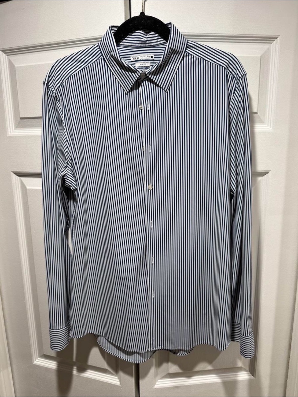ZARA Men's Navy and White Striped Dress Shirt